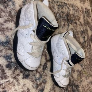 Kids Nike Jordan’s size 10c